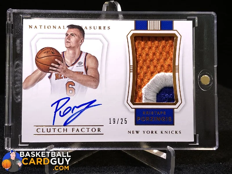 Kristaps Porzingis 2017-18 Panini National Treasures Clutch Factor Jersey Autographs Bronze #/25