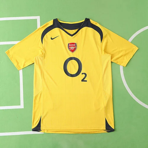 05/06 Arsenal Yellow Retro Jersey