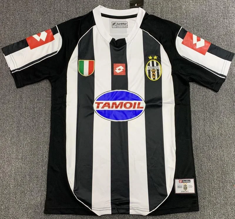 Juventus Retro Black 2001-2002 Season Jersey