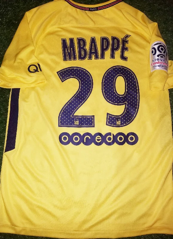 Mbappe PSG Paris Saint Germain DEBUT 2017 2018 Yellow Jersey M SKU# 847268-720