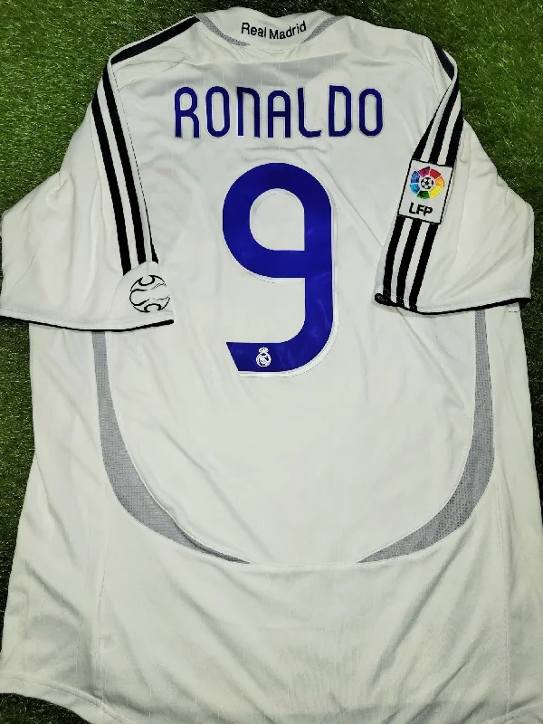 Ronaldo Real Madrid 2006 2007 Home Soccer Jersey Shirt L SKU# 060879 APU002